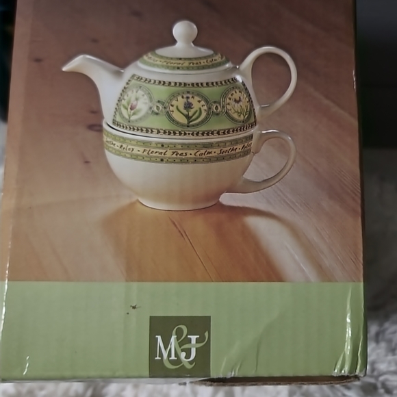Vintage Mayfair & Jackson Stoneware Tea Set for One 12 oz - Picture 2 of 8